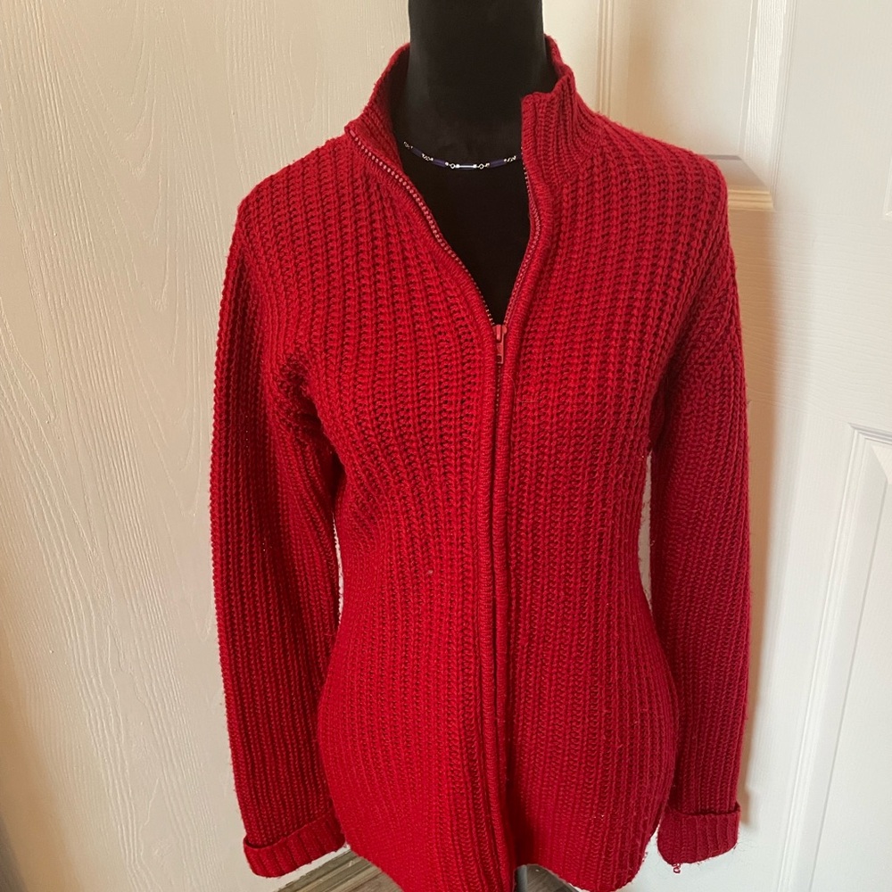 Elegant Red Women's Lifestyle Cardigan Sweater Size S
